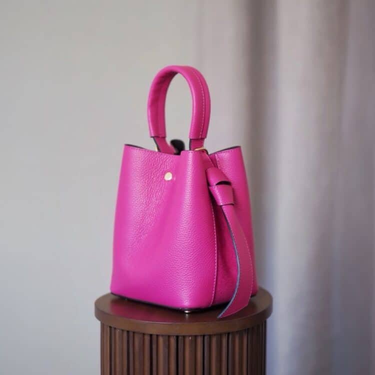 7D 2093 Bucket bag, fuksia _1
