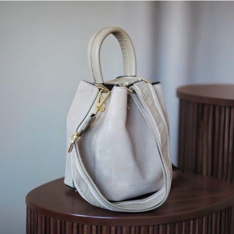 7D semsket bucket bag, lys beige _7