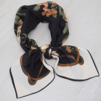 Silkeskjerf 70x70, svart og beige