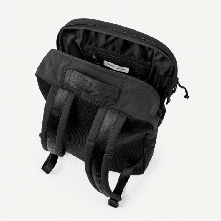 M25200085-samsøe-saluis-backpack-black_3