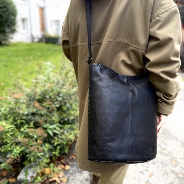 3040047 House of Nordic, casual crossover, black_3