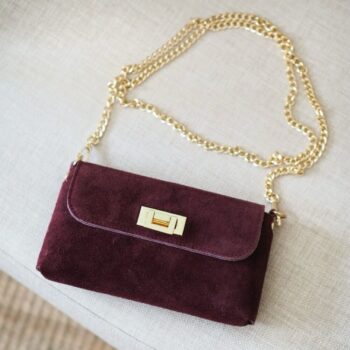 Clutch i semsket skinn, bordeaux
