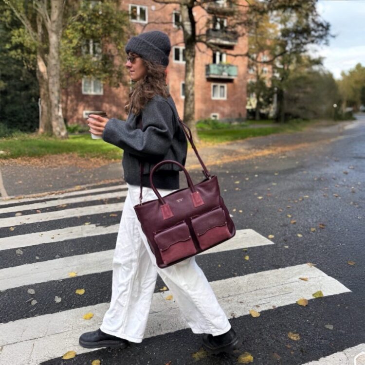 TF2511B10 Tosca Blue Julia jobbveske, shopping bag, bordeaux_3