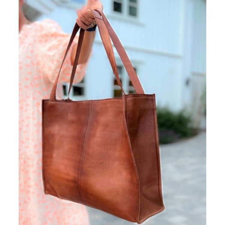 Re Designed by DIXIE – Aro Urban shopper walnut